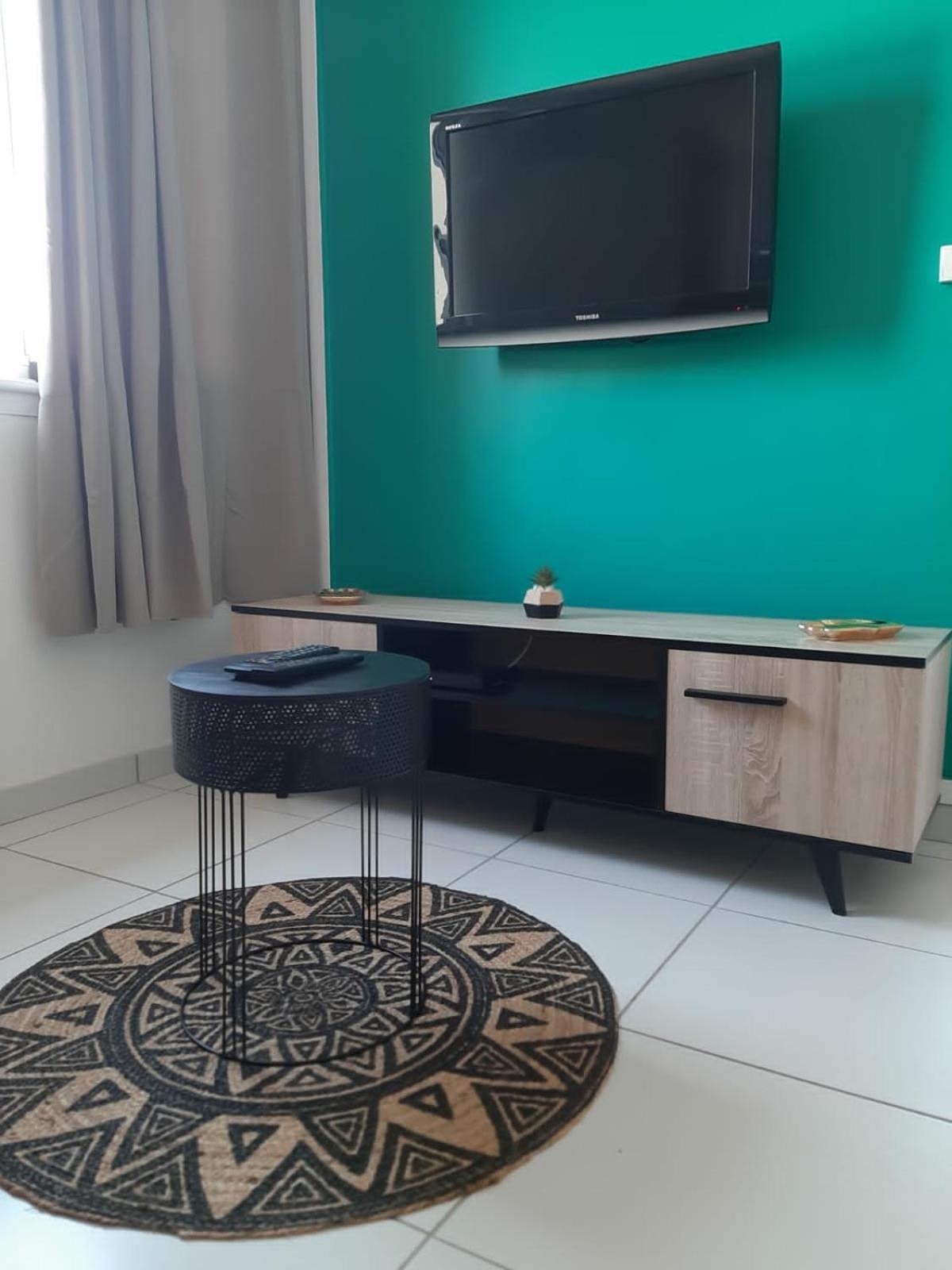 Republique Lounge Apartment ฟอร์-เดอ-ฟร็องส์ ภายนอก รูปภาพ